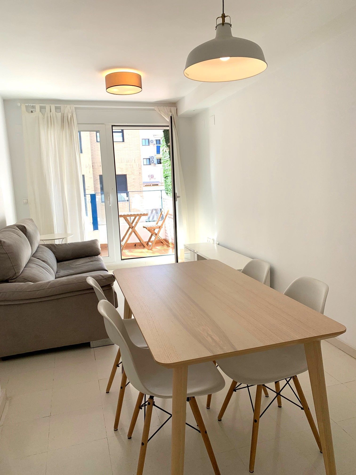 Exterior view of Flat to rent in  Valencia Capital  with Heating and Furnished