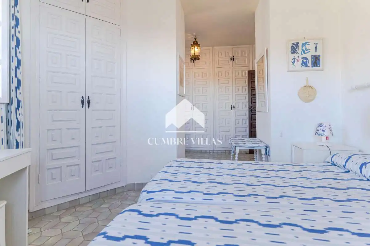 Habitación de Casa o chalet en venta en Salobreña con Calefacción, Jardín privado y Terraza
