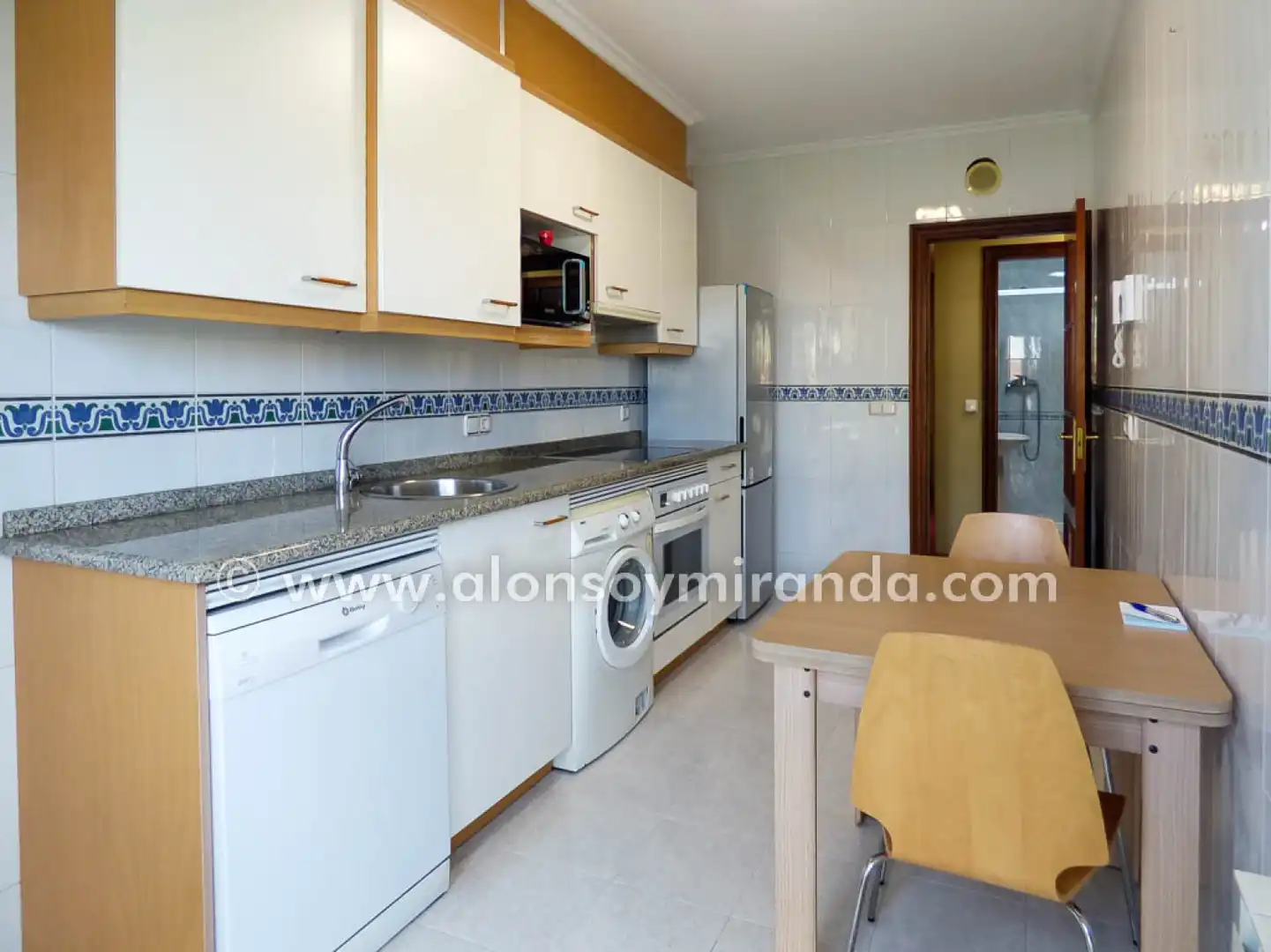 Piso de alquiler en Oviedo - C/ Hijas de la Caridad, Milán - Pumarín
