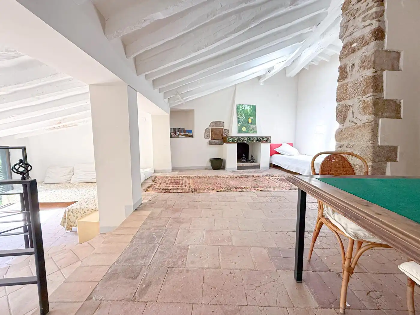 Sala d'estar de Casa adosada en venda en Espolla, Girona