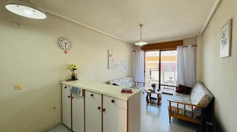 Foto 3 de Piso en venta en Zona Carrefour - Urbanizaciones, Torrevieja