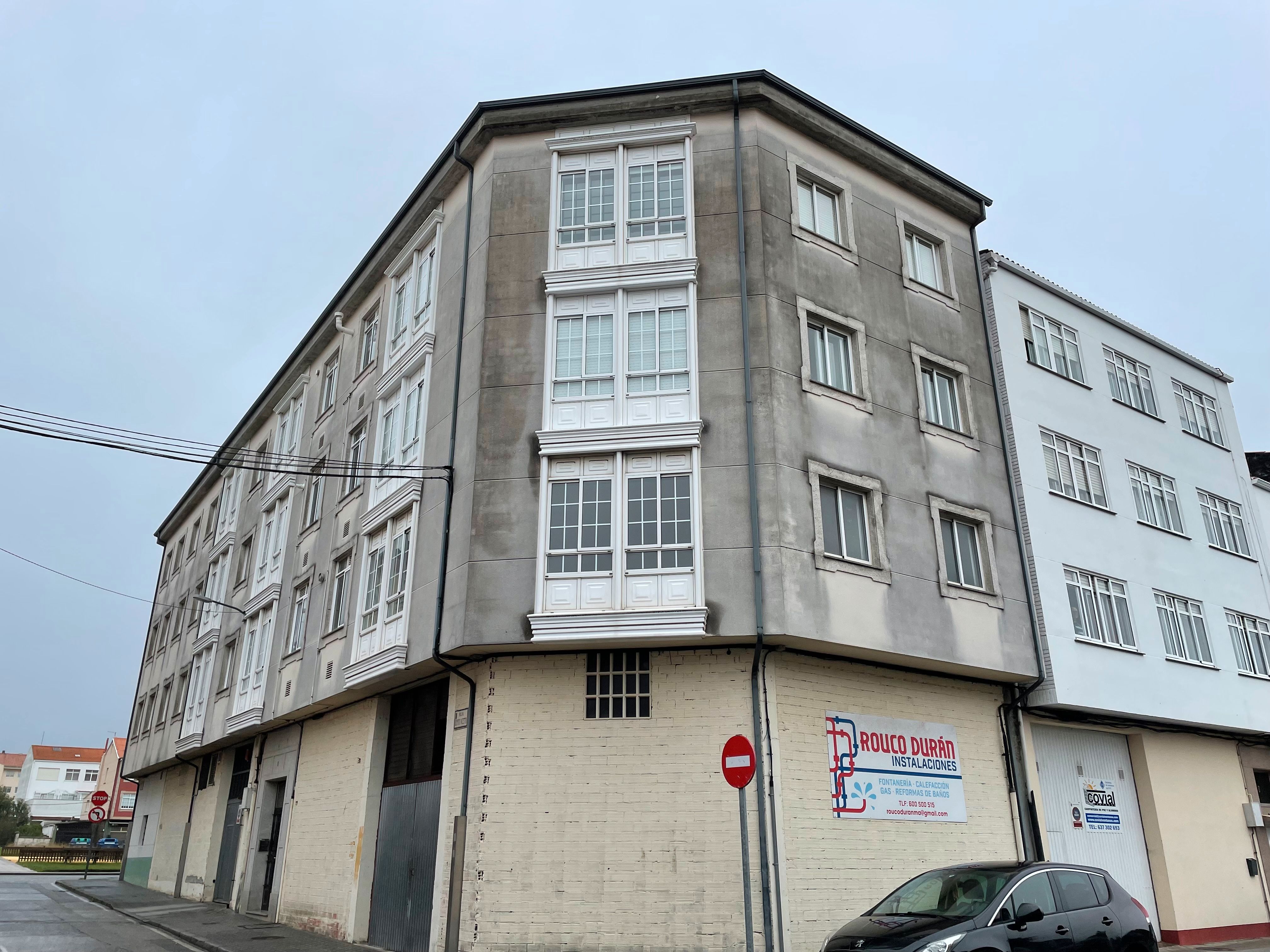 Vista exterior de Pis en venda en Narón