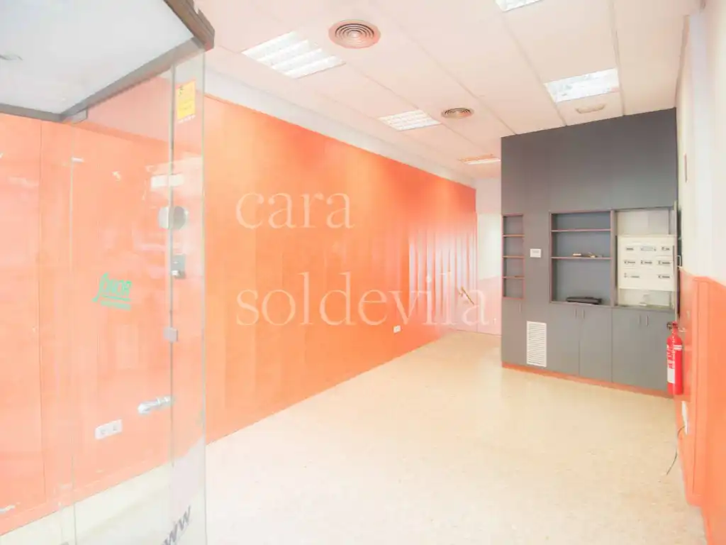Locale commerciale in affitto a Rambla Hospital, imagen 2