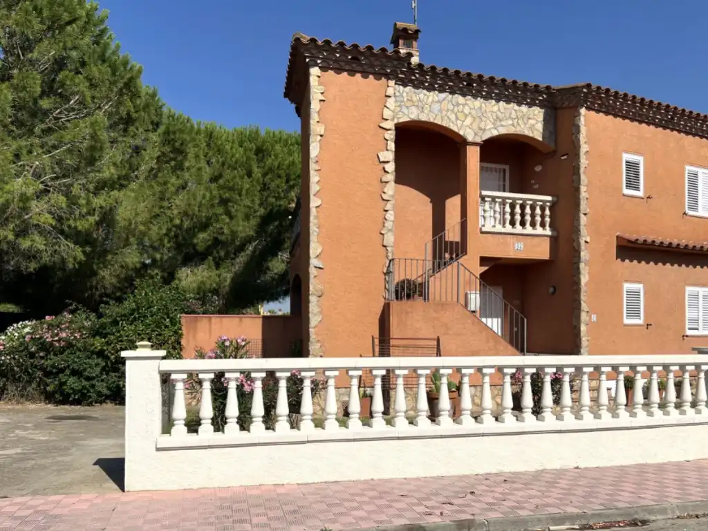 Exterior view of Flat for sale in Torroella de Fluvià  with Air Conditioner