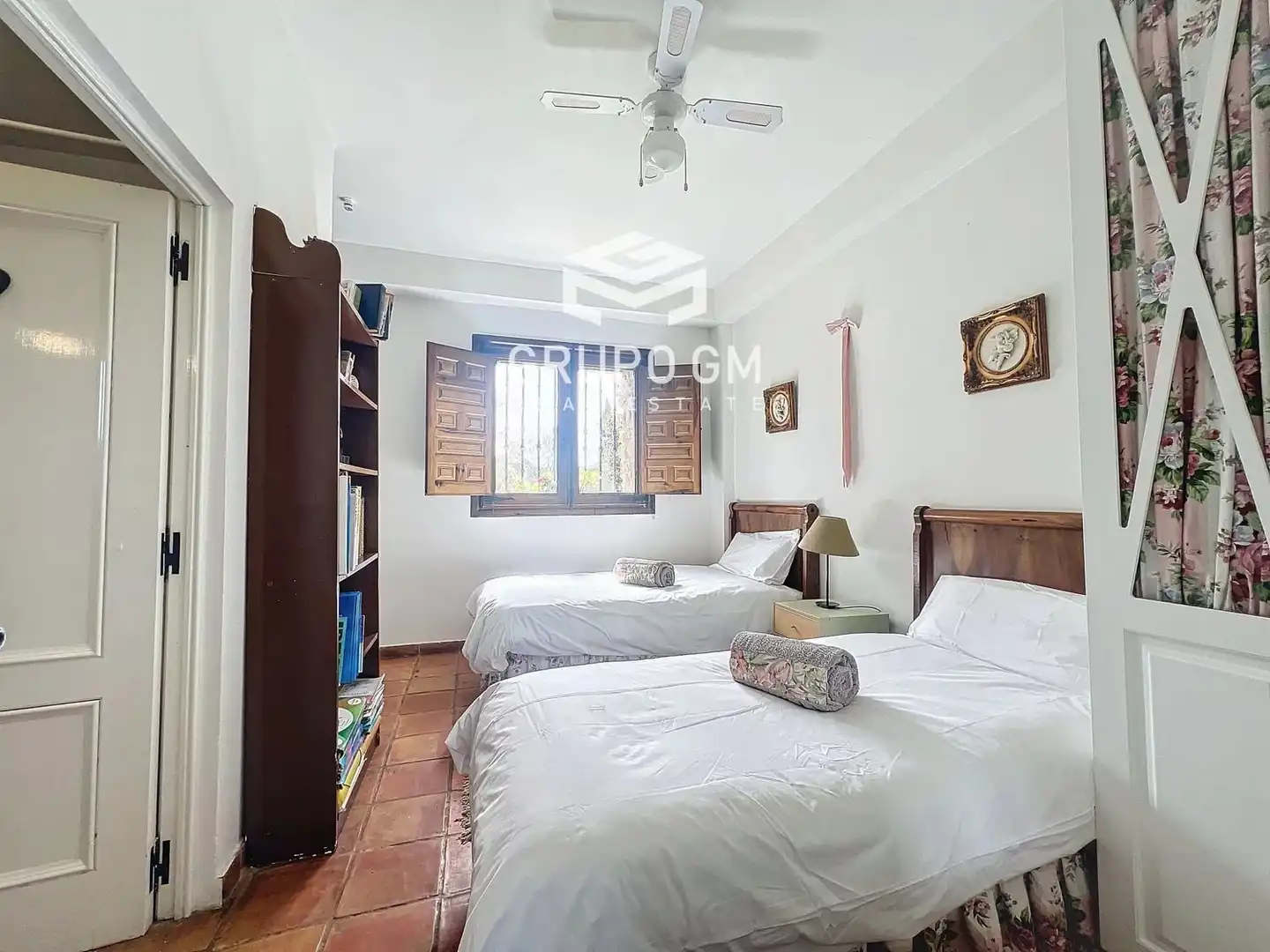 Bedroom of Houses for sale in  Logroño  with Terrace, Storage room and Swimming Pool