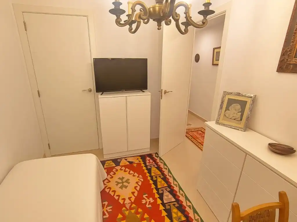 Habitación de Piso en venta en Oliva con Aire acondicionado y Balcón