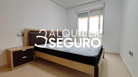 Photo 2 of Flat to rent in Deportista Miriam Blasco, Albufereta, Alicante