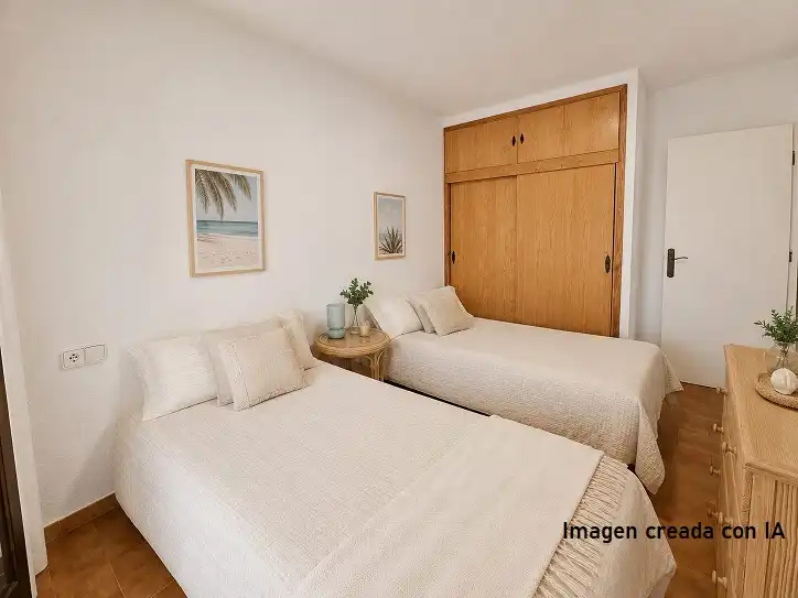 Habitación de Apartamento en venta en Santa Pola con Aire acondicionado, Terraza y Amueblado