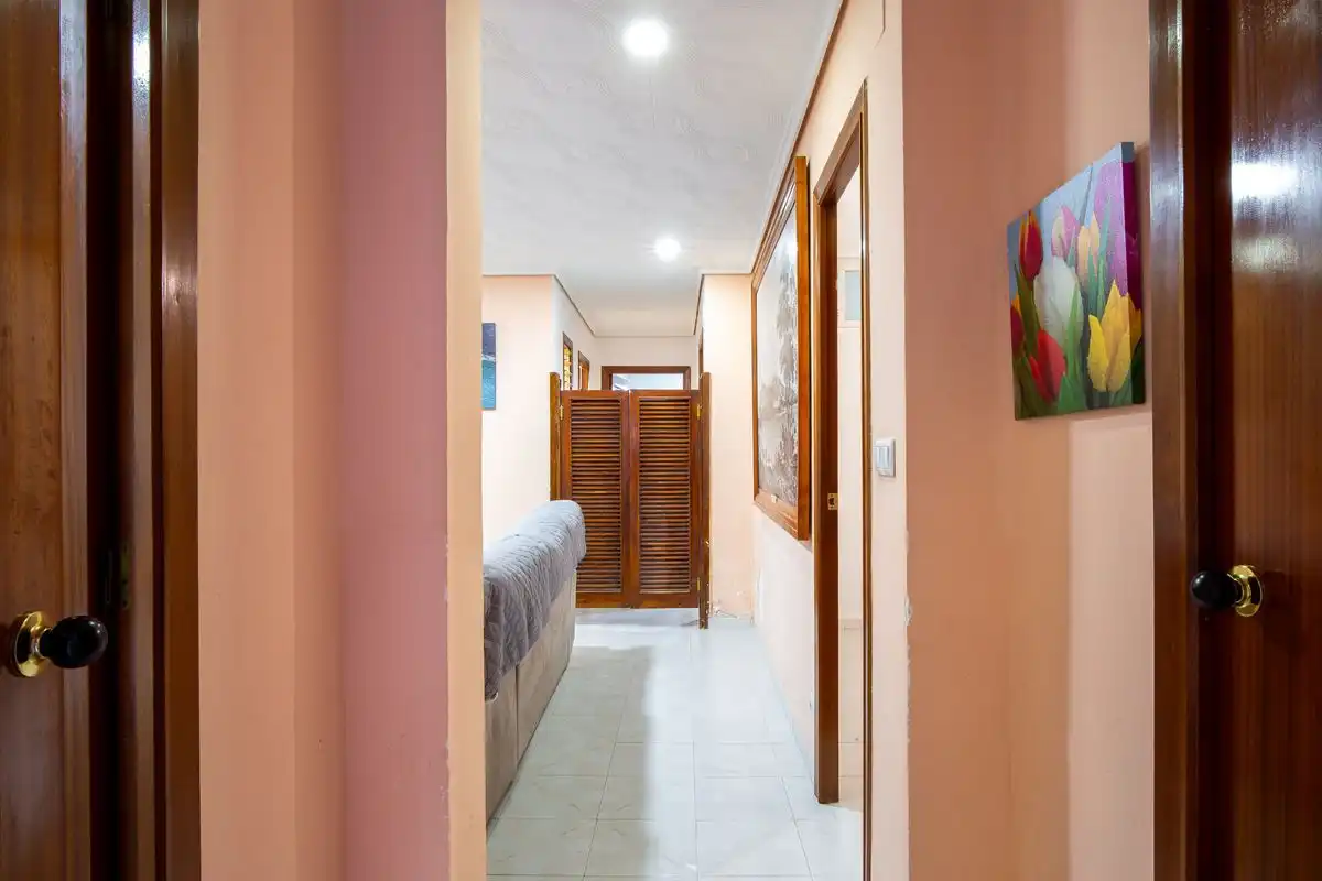 Erdgeschoss zum Verkauf in Sagunto / Sagunt mit Heizung, Terrasse und Abstellraum