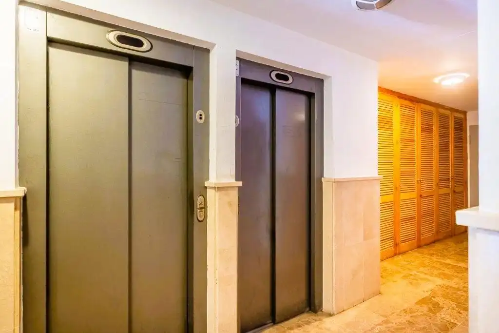 Wohnung zum Verkauf in Sevilla mit Klimaanlage