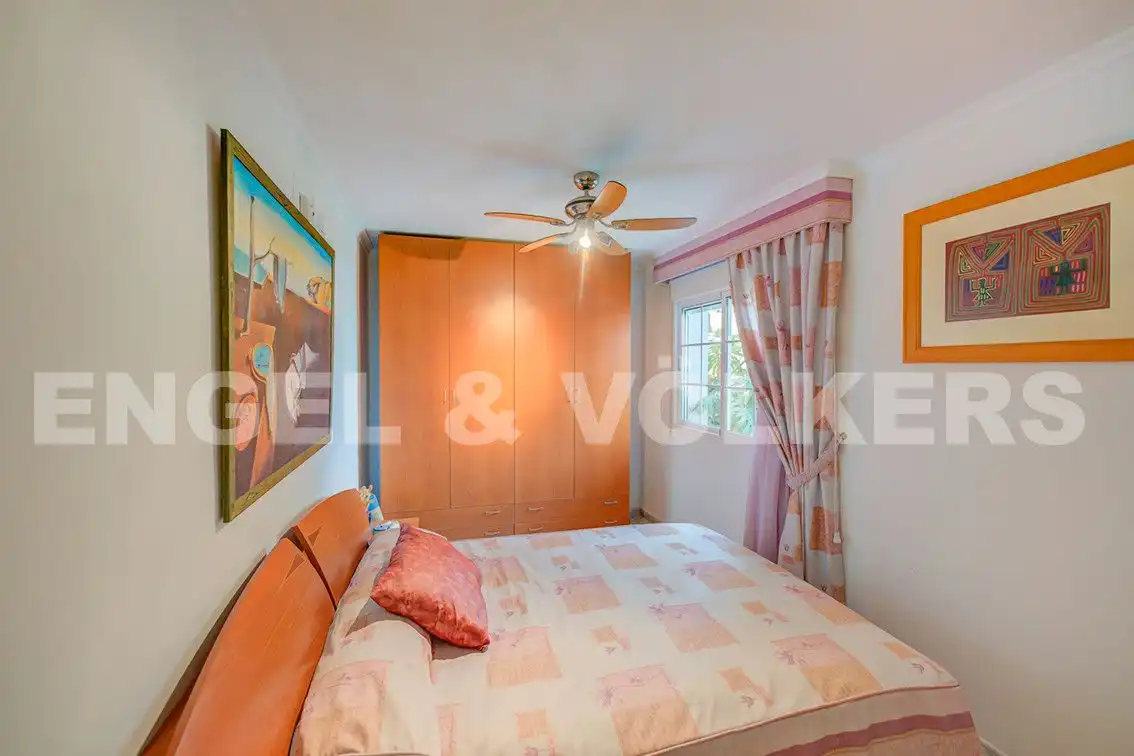 Bedroom of Houses for sale in El Campello  with Air Conditioner, Private garden and Terrace