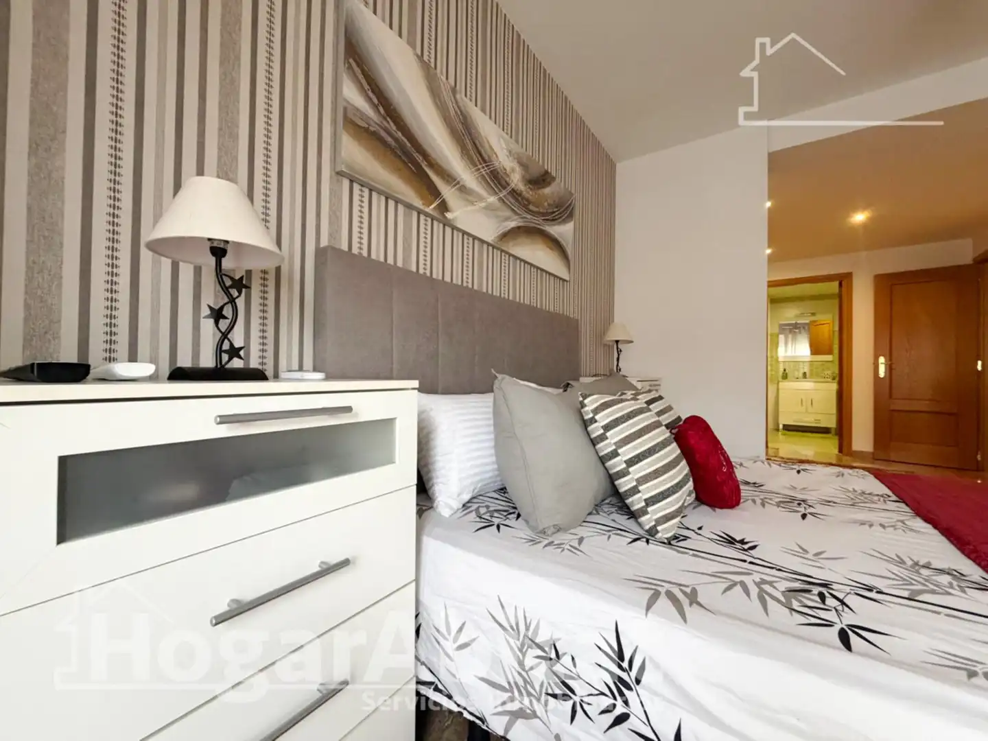 Schlafzimmer von Dachboden zum Verkauf in Vilamarxant mit Klimaanlage und Terrasse