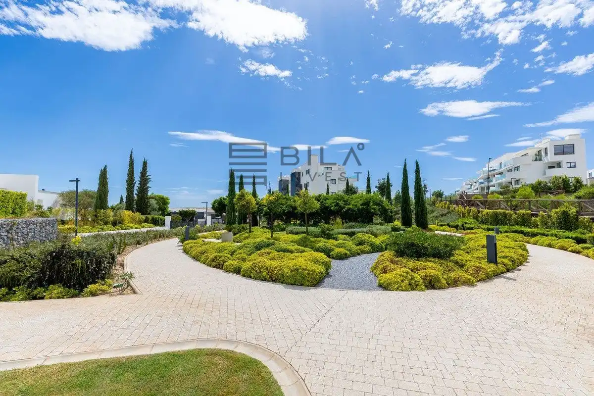 Exterior view of Attic for sale in Fuengirola  with Air Conditioner, Terrace and Storage room