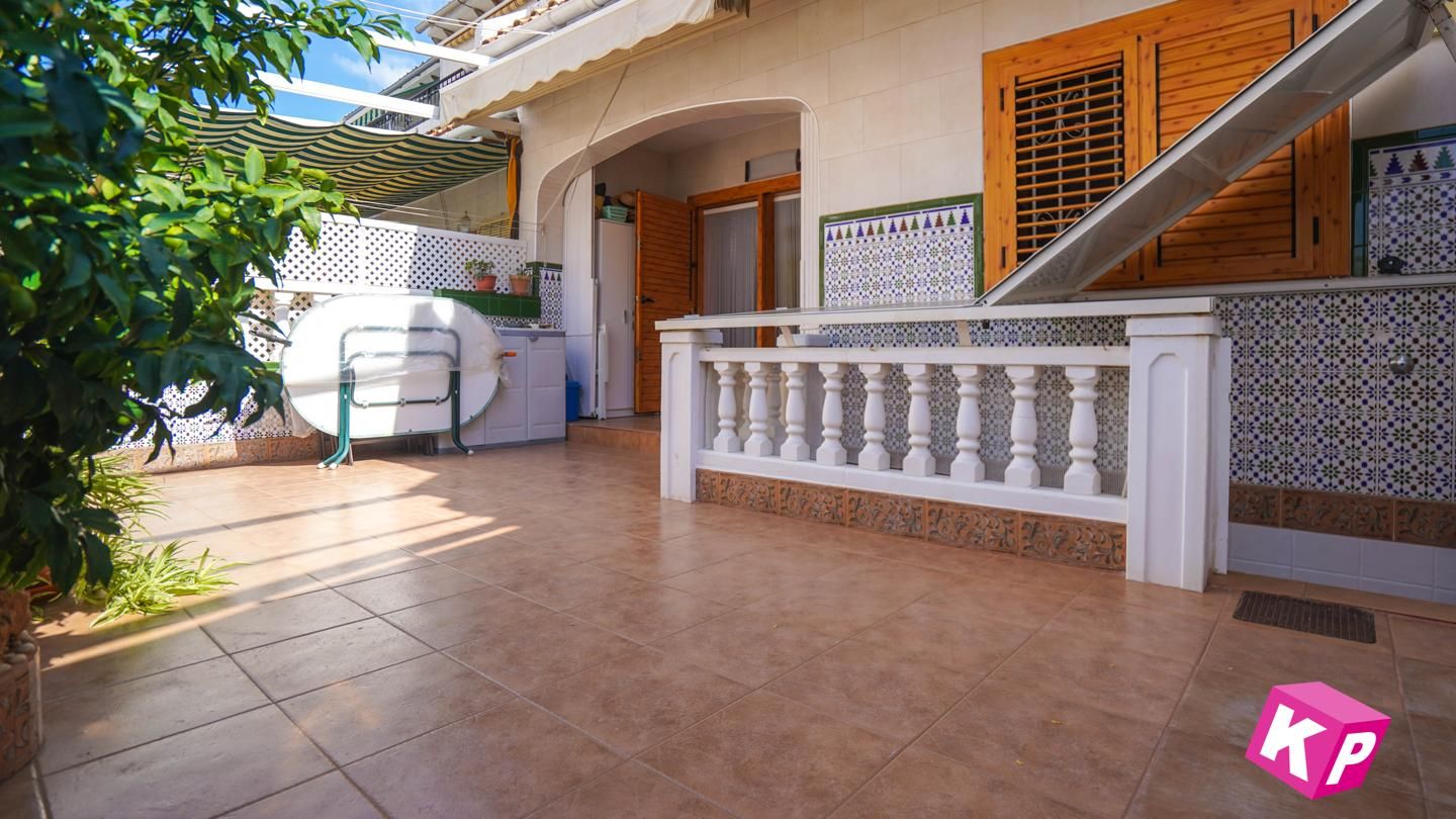 Jardí de Planta baixa en venda en Santa Pola amb Aire condicionat, Terrassa i Piscina