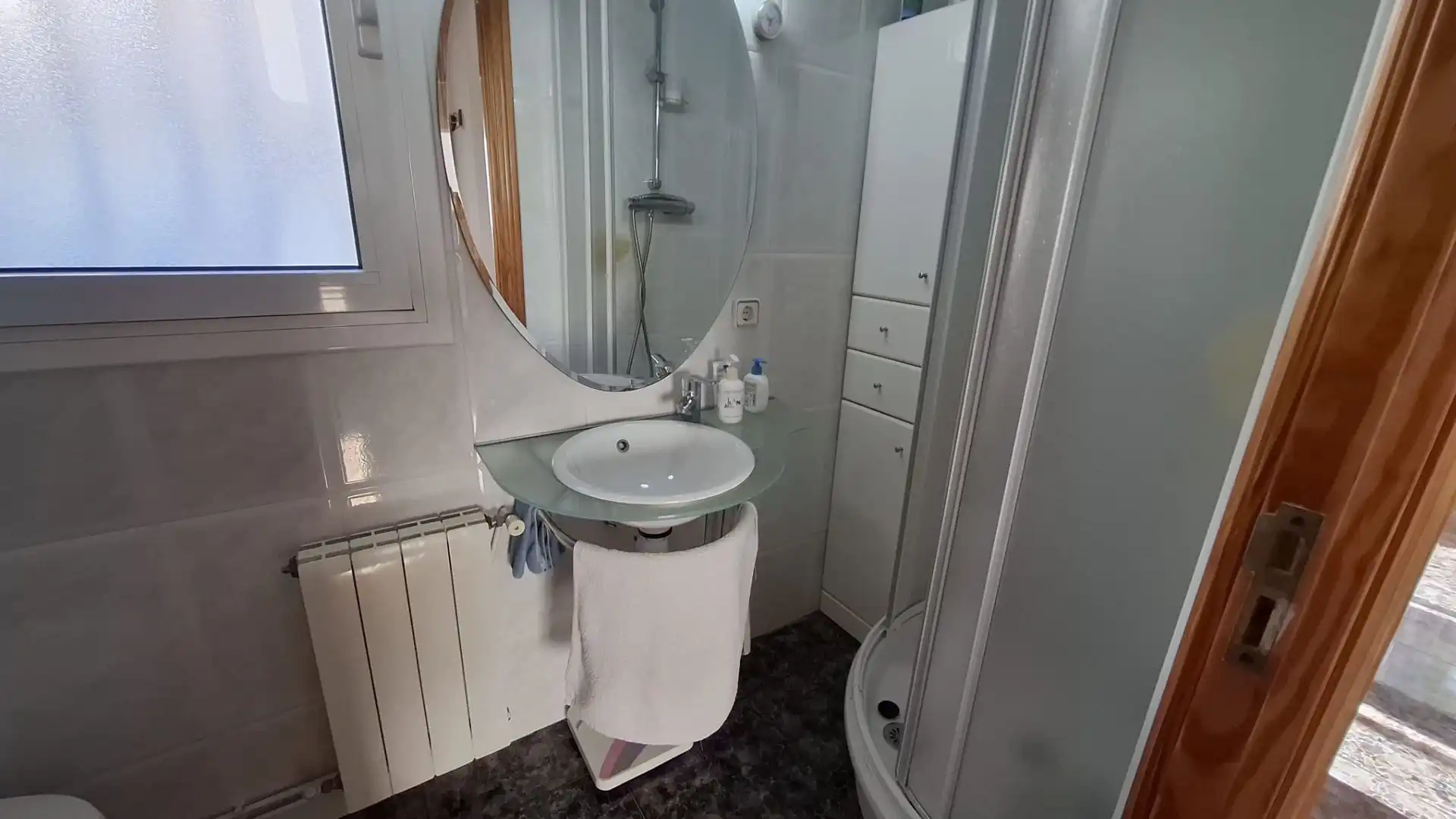 Bany de Casa o xalet en venda en Vallirana amb Aire condicionat, Calefacció i Terrassa