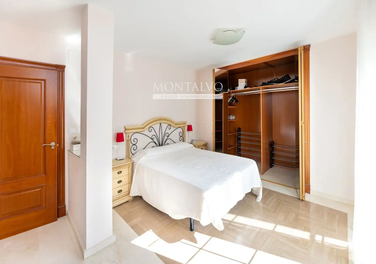 Habitación de Casa o chalet en venta en Gójar con Calefacción y Piscina