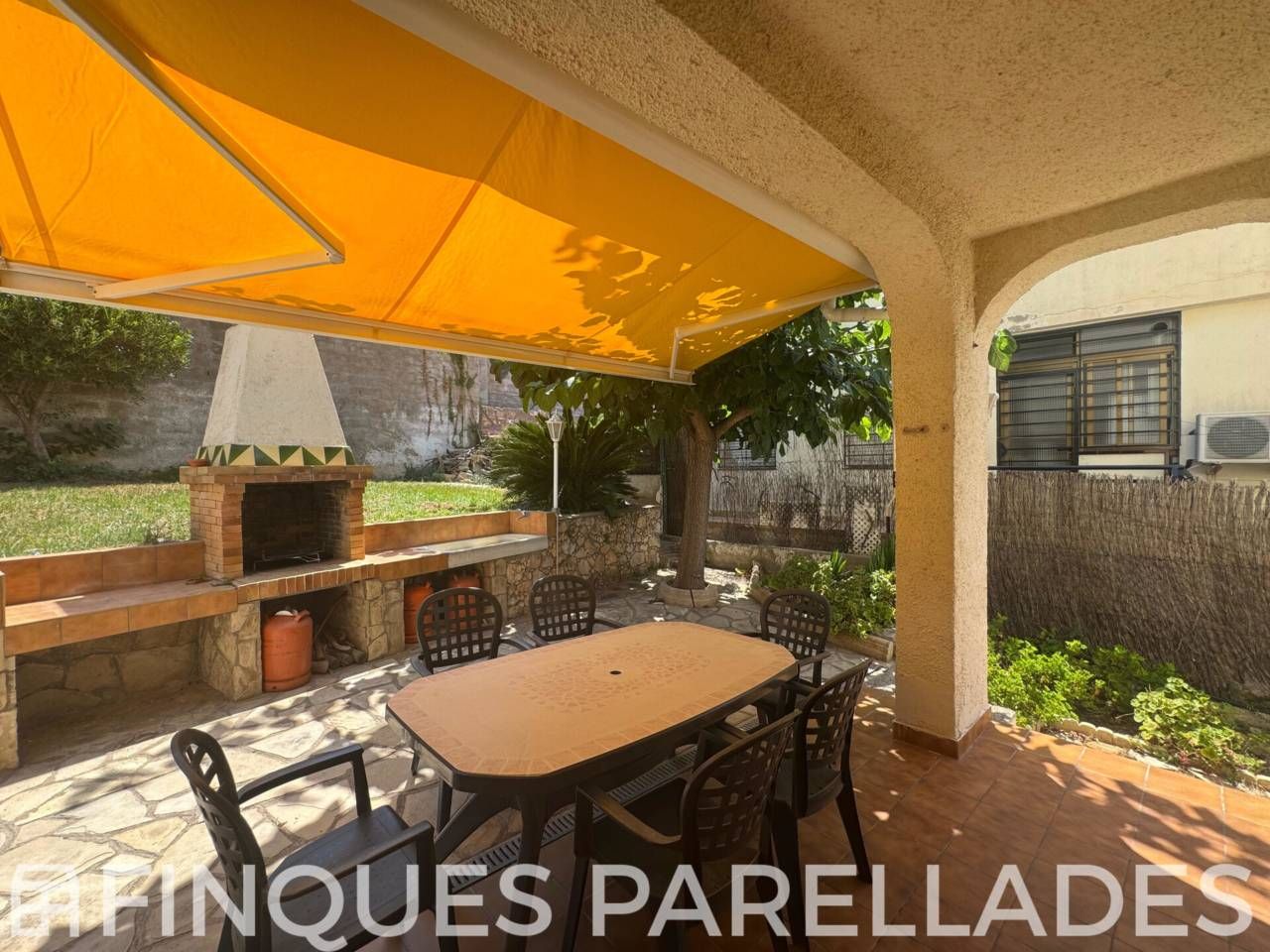 House or chalet for sale in Mas d'En Serra - Els Cards