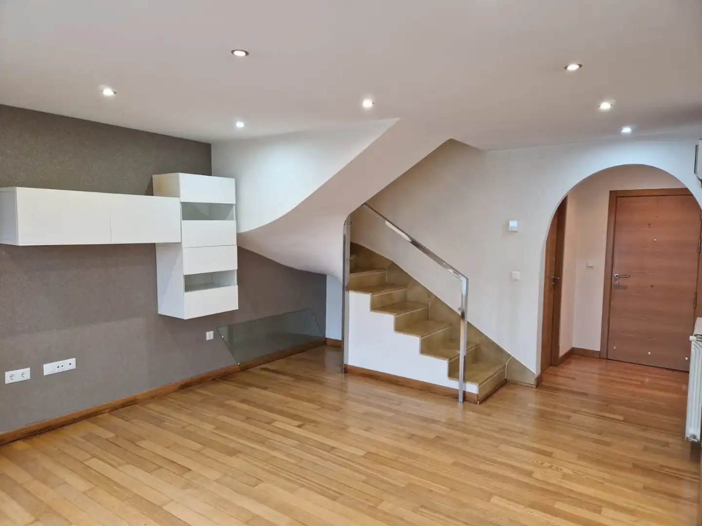 Dúplex en venta en Torrelavega  con Aire acondicionado y Calefacción