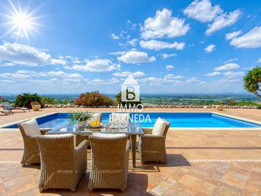 House with balcony for sale in NORD 26