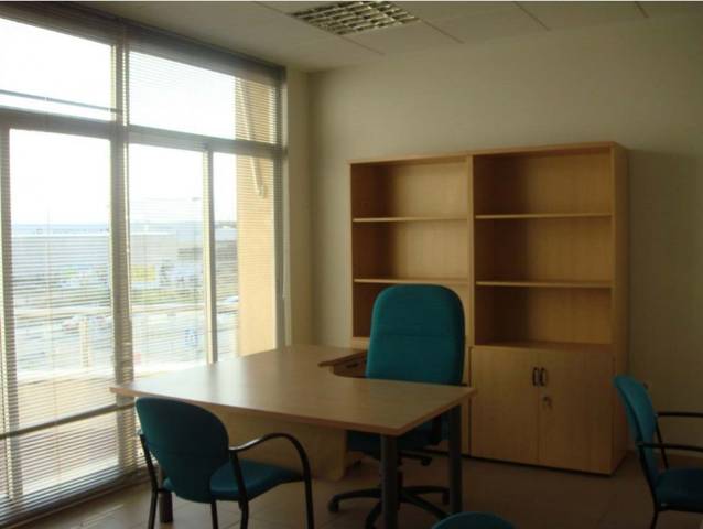 Oficina en Alquiler en Avenida de José Ortega y Gasset en Distrito Zeta - Recinto Ferial Cortijo de Torres