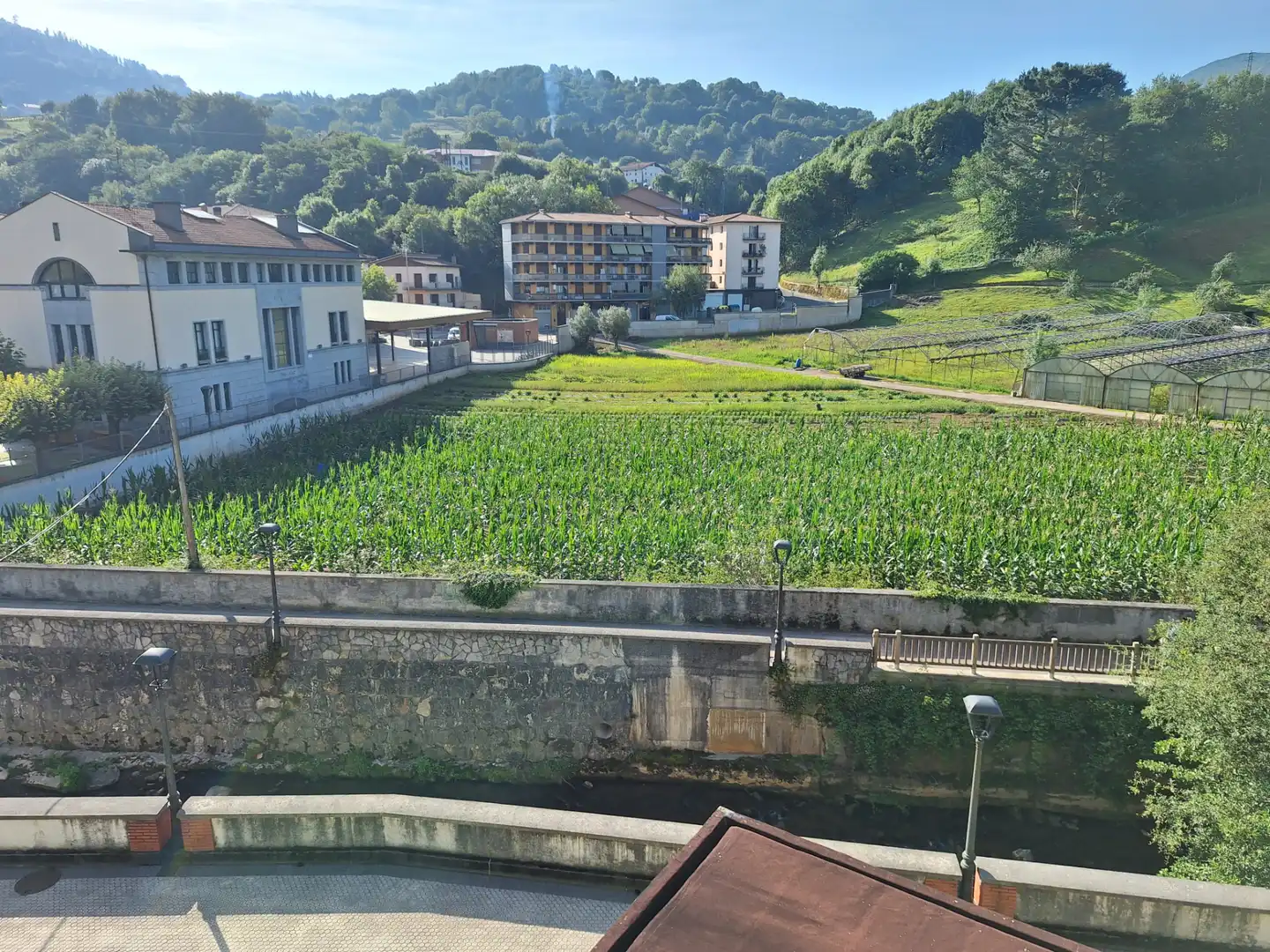 Vista exterior de Pis en venda en Ibarra amb Calefacció i Balcó