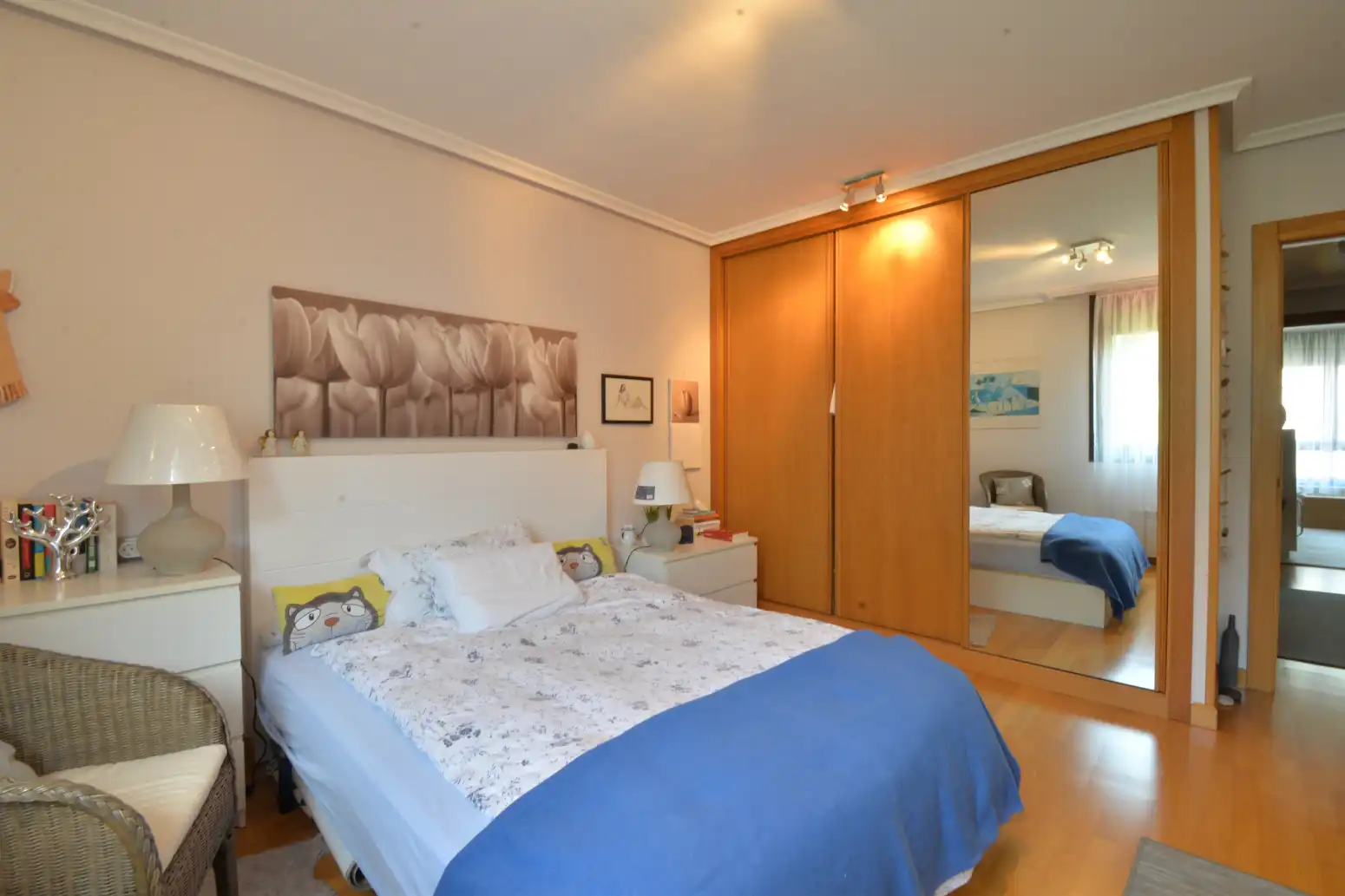 Habitación de Casa adosada en venta en Morcín con Calefacción, Jardín privado y Terraza