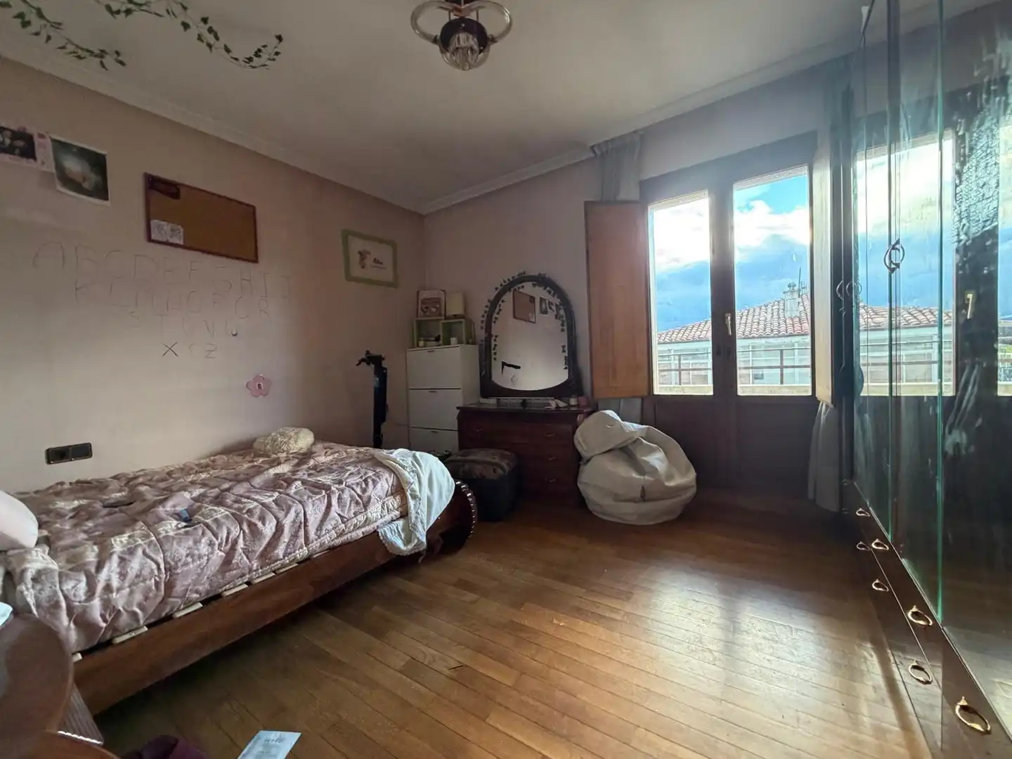 Habitación de Piso en venta en Aranguren con Parquet