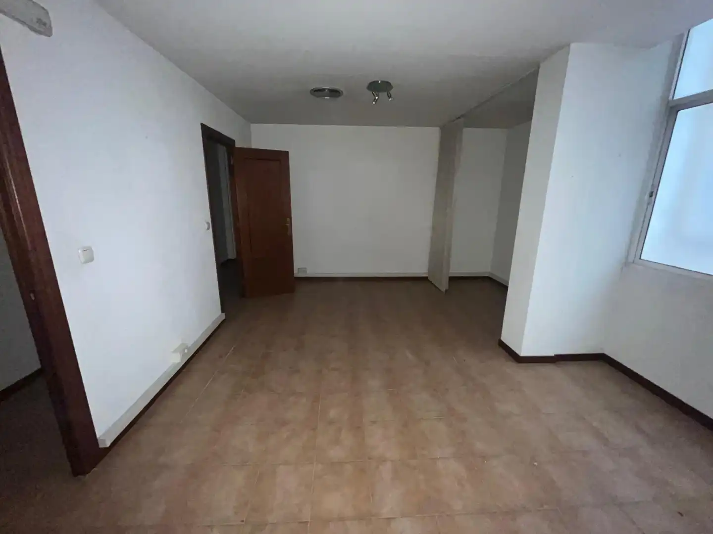 Wohnzimmer von Büro zur Miete in Zaragoza mit Klimaanlage und Heizung