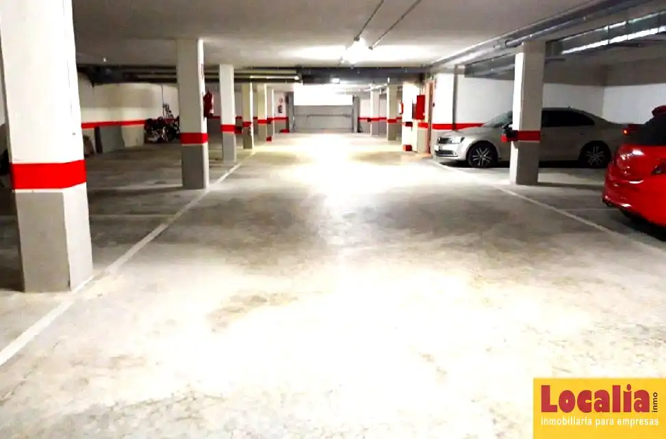 Aparcament en venda a Barrio Parayo, imagen 2