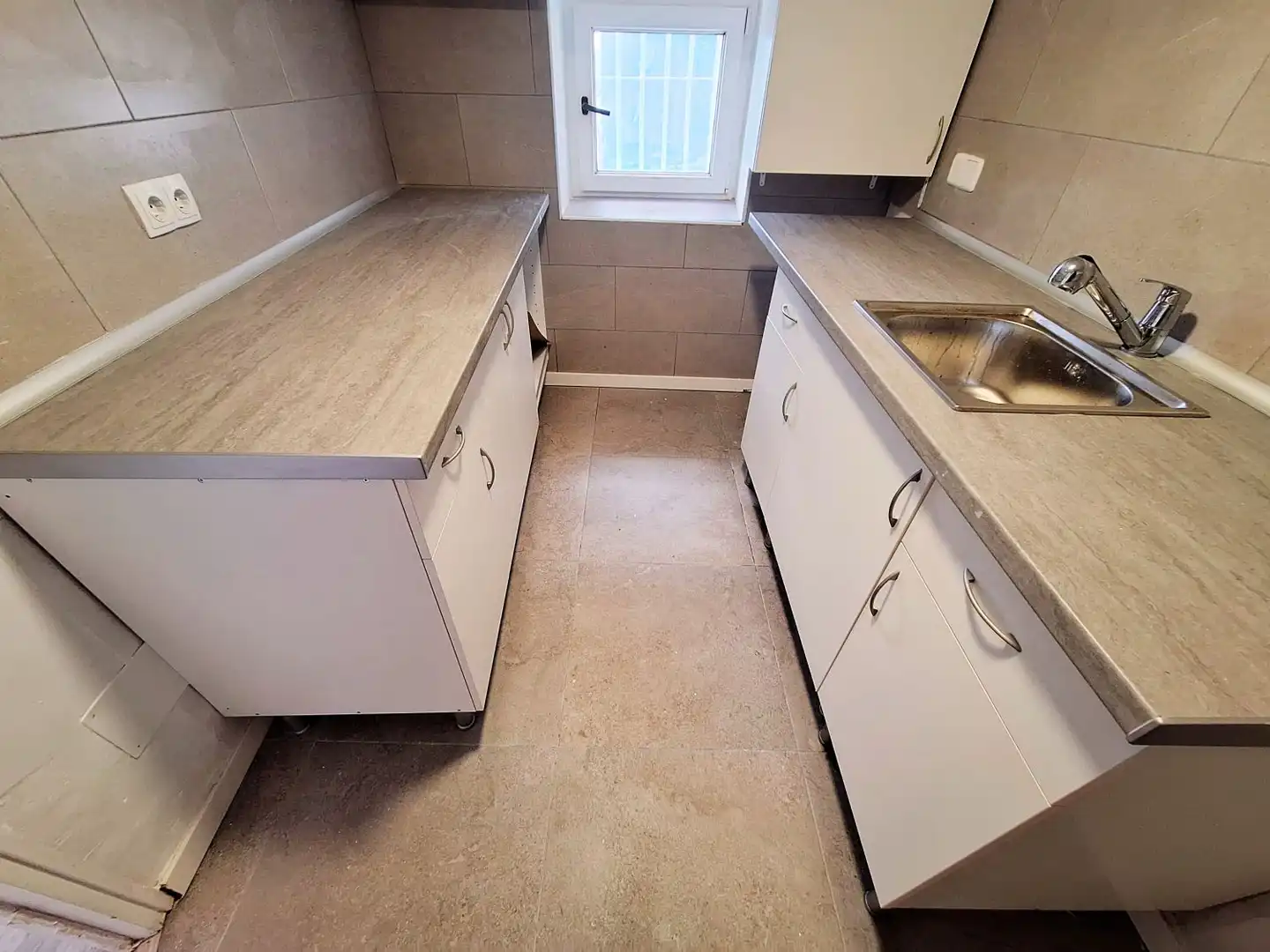 Cocina de Piso de alquiler en San Lorenzo de El Escorial con Aire acondicionado, Calefacción y Terraza