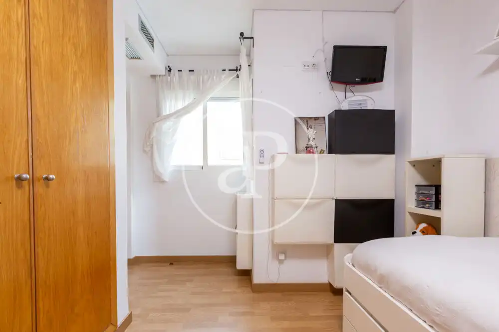 Bedroom of Houses for sale in Godelleta  with Air Conditioner, Heating and Private garden