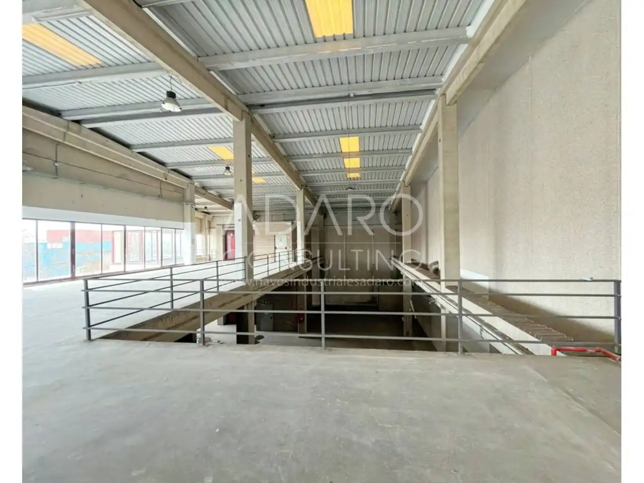 Nau industrial de lloguer a Avenida Recomba, imagen 19