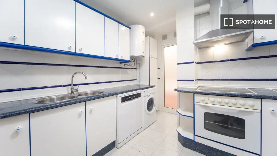 Room in Barrio de Zaidín