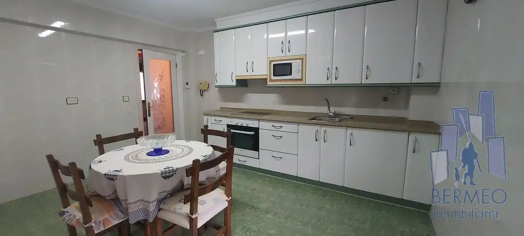 Cocina de Piso en venta en Bermeo con Trastero