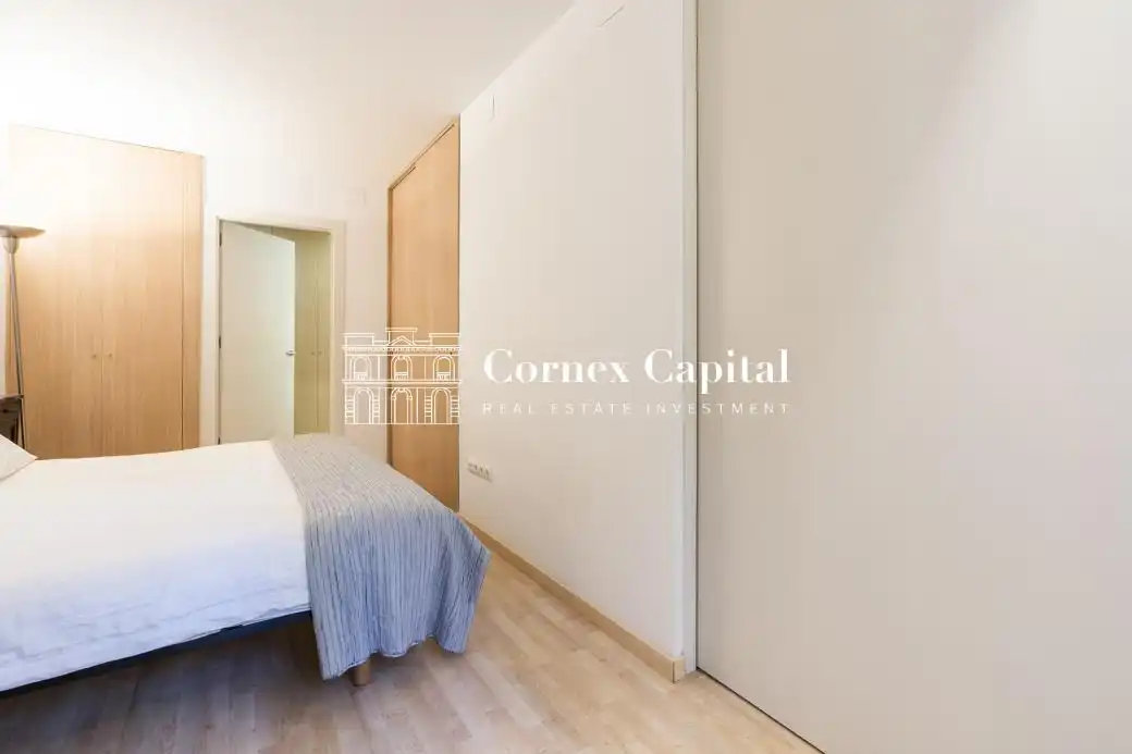 Schlafzimmer von Erdgeschoss zum Verkauf in Barcelona mit Klimaanlage und Terrasse