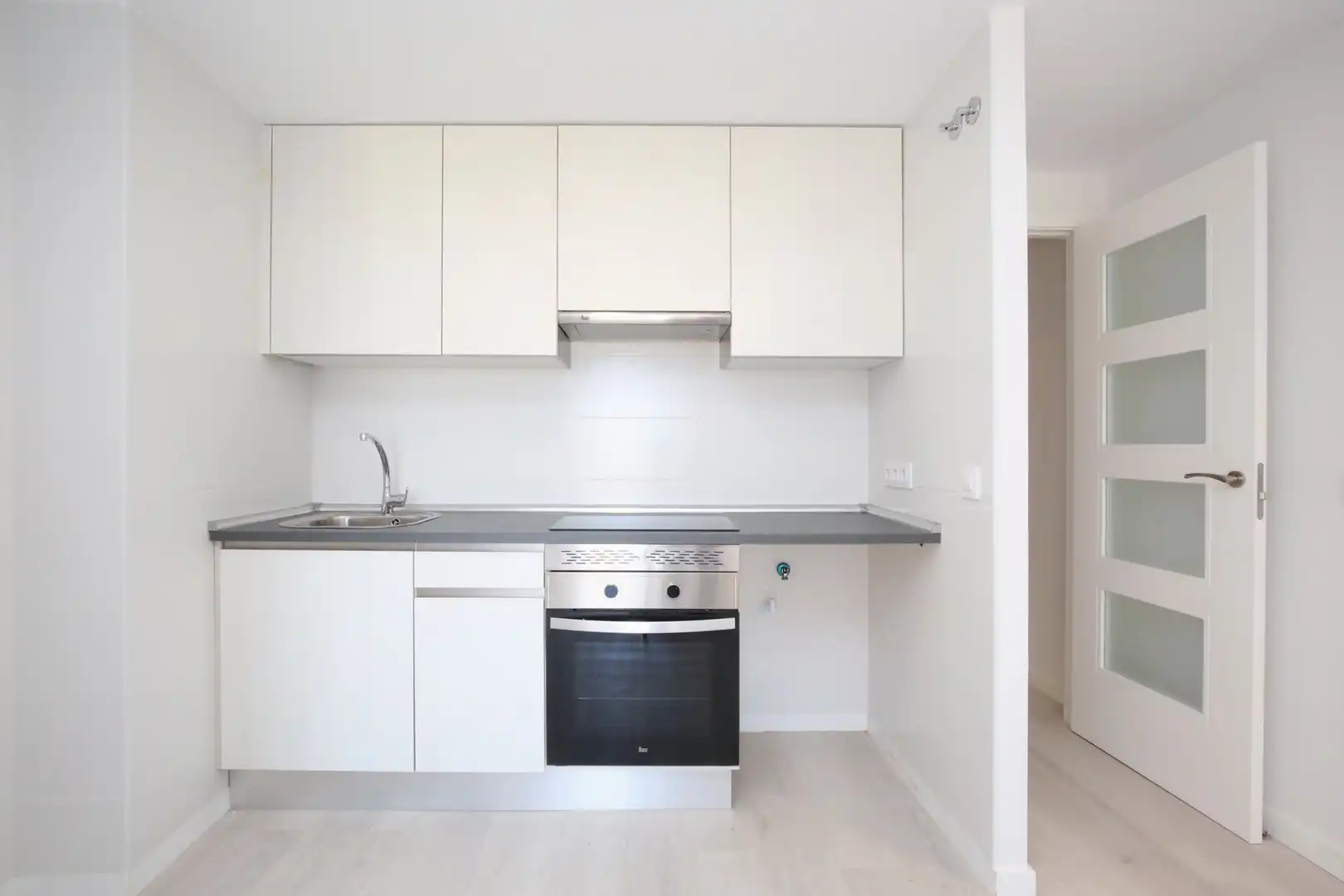 Küche von Wohnungen zur Miete in Madrid mit Heizung, Terrasse und Ofen