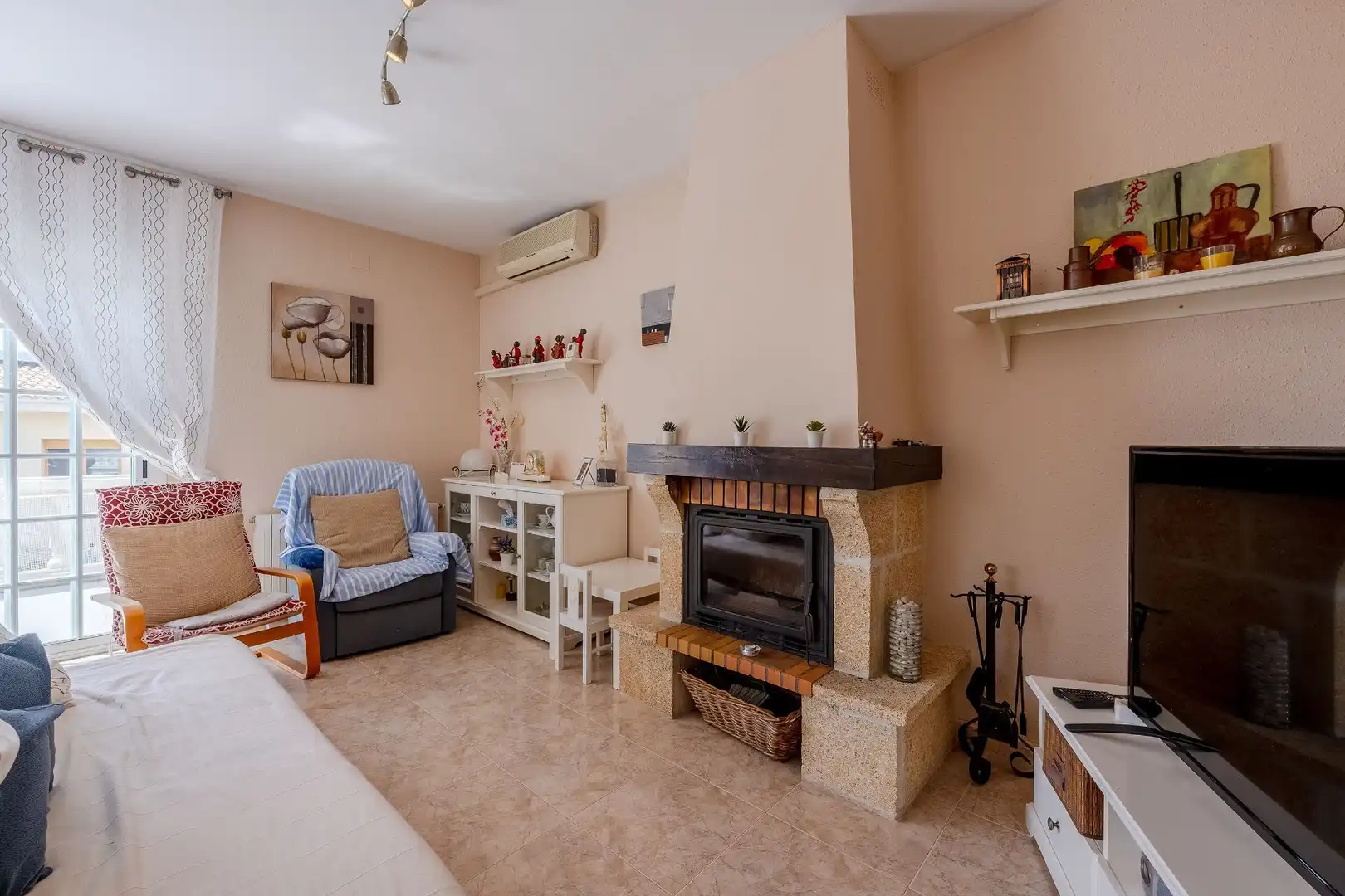 Living room of Houses for sale in Calafell  with Air Conditioner, Heating and Private garden