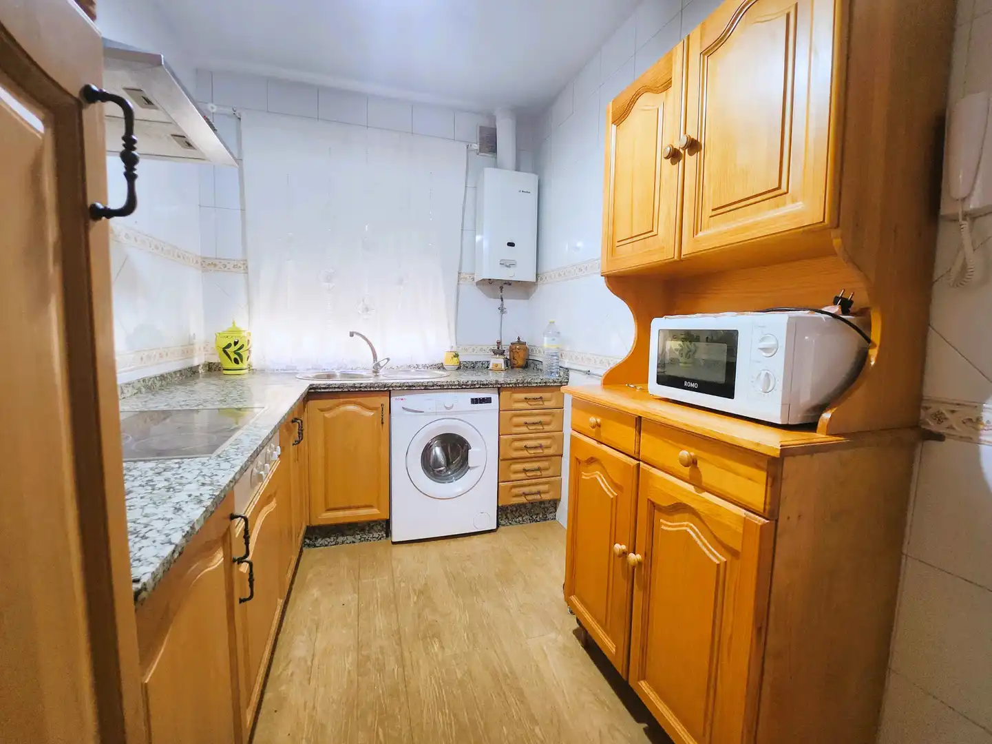 Kitchen of Detached homes for sale in Alcalá de Guadaira  with Air Conditioner, Terrace and Storage room