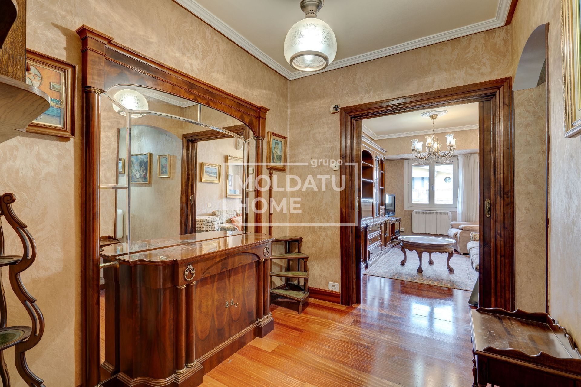 Piso en venta en Irun  con Aire acondicionado, Calefacción y Trastero