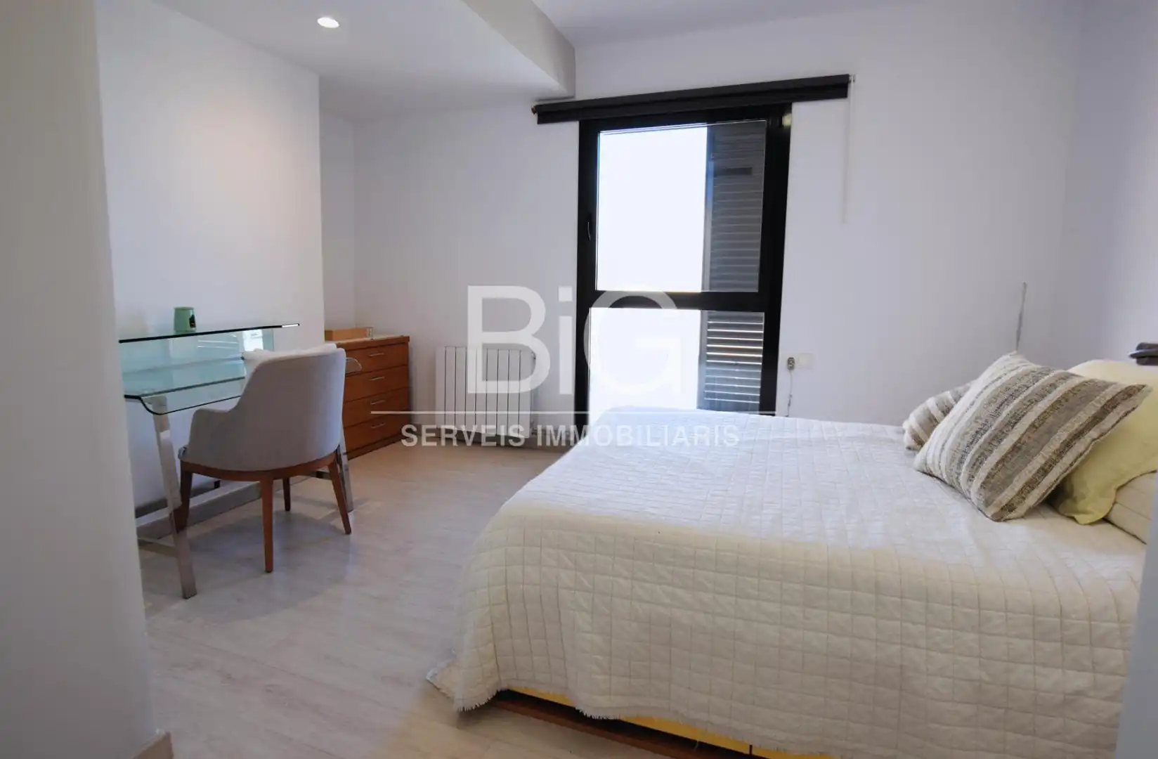 Habitación de Casa o chalet en venta en Mataró con Aire acondicionado, Calefacción y Jardín privado