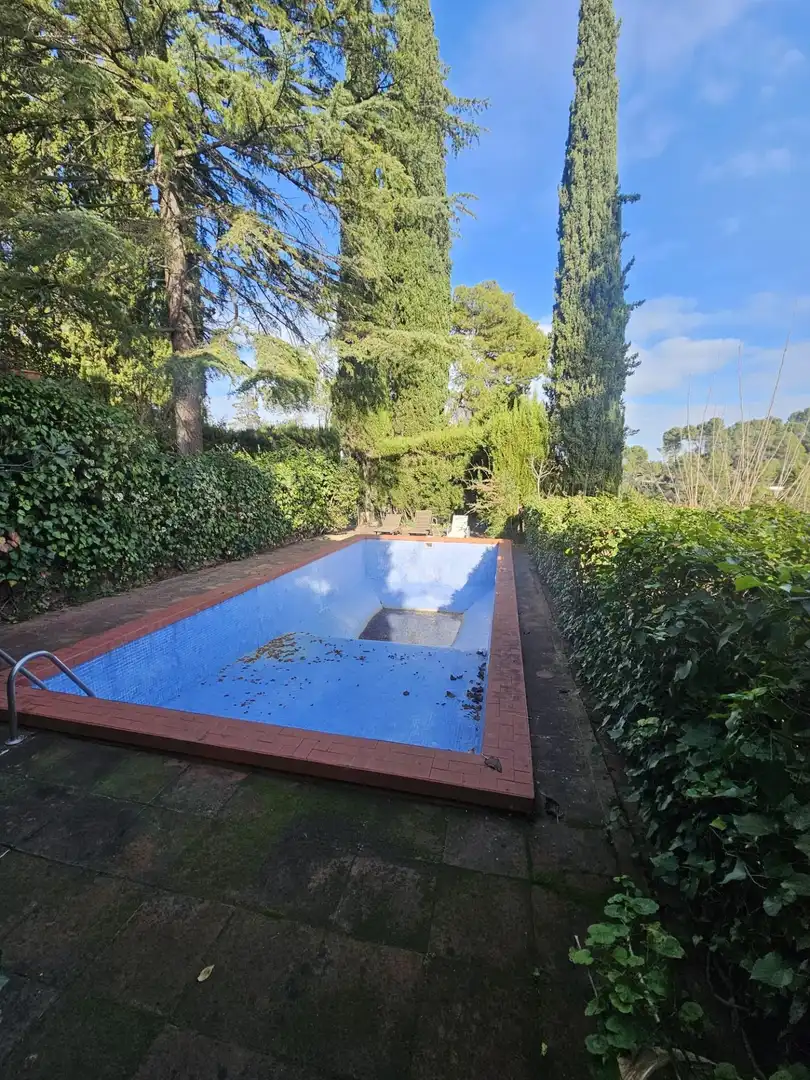 Piscina de Finca rústica en venta en Castellví de Rosanes