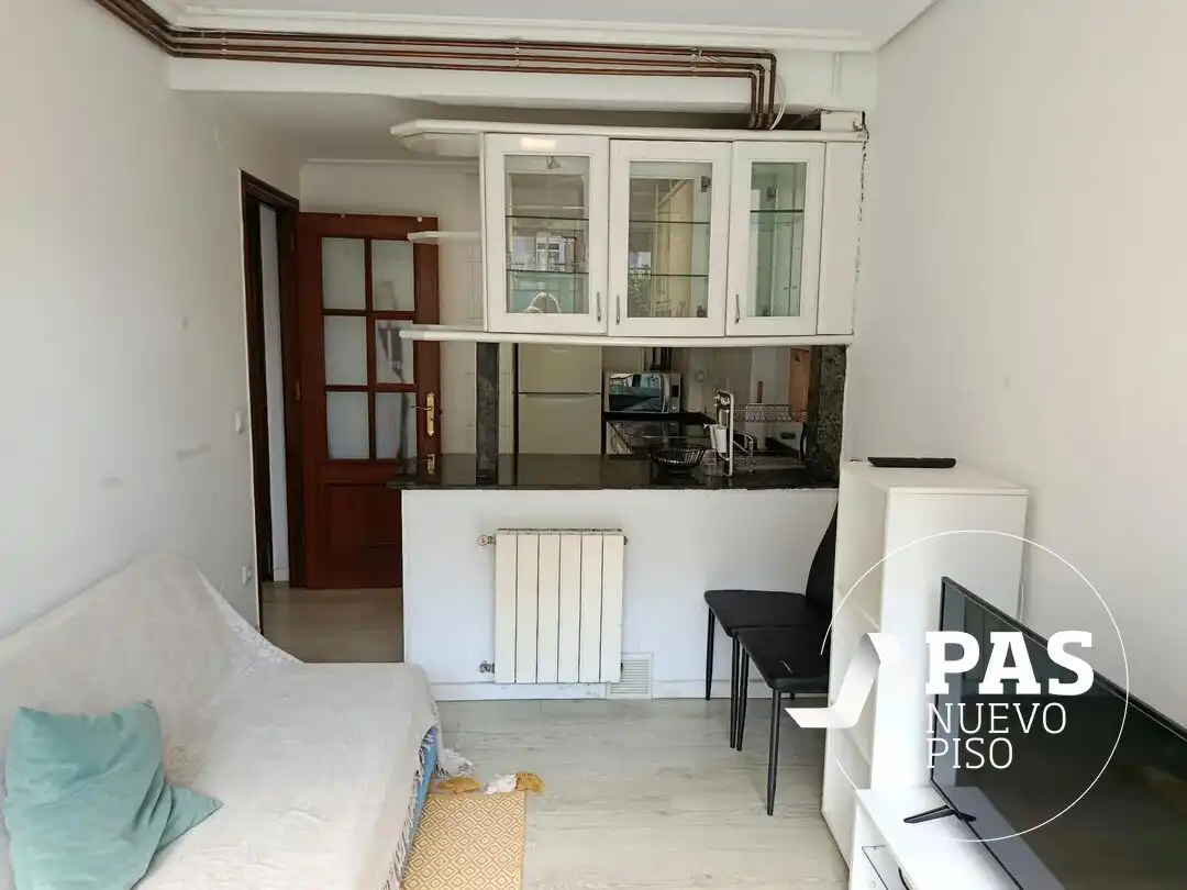 Appartamento con ascensore in affitto a Calle Roy Garcia de Santander, imagen 4