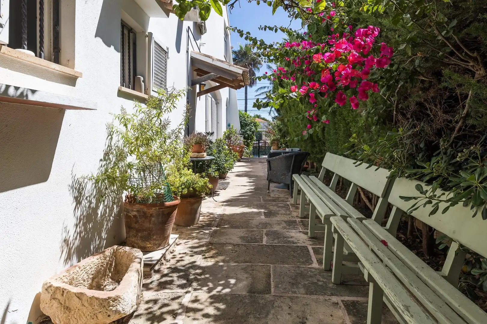 Terrasse von Einfamilien-Reihenhaus zum Verkauf in Ses Salines mit Klimaanlage, Heizung und Terrasse