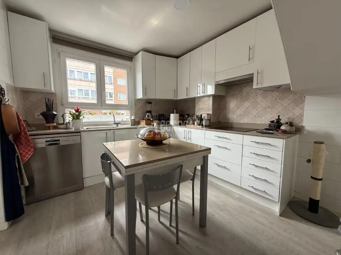 Cocina de Piso en venta en Madrid con Aire acondicionado y Calefacción
