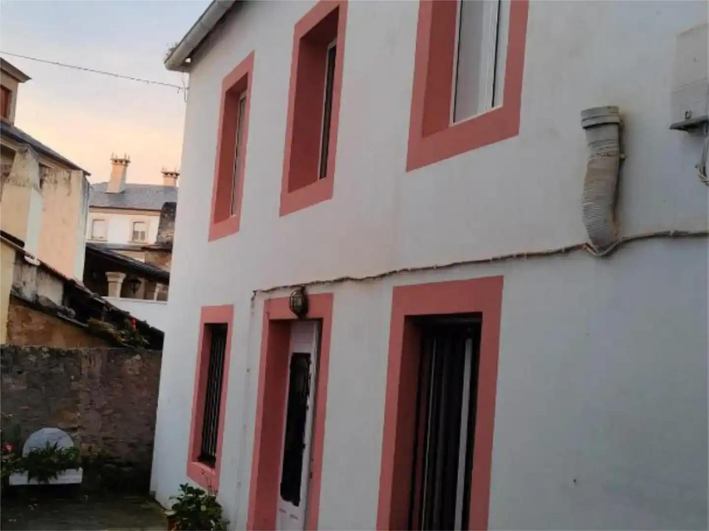 Vista exterior de Piso en venta en Cervo con Jardín privado, Trastero y Amueblado