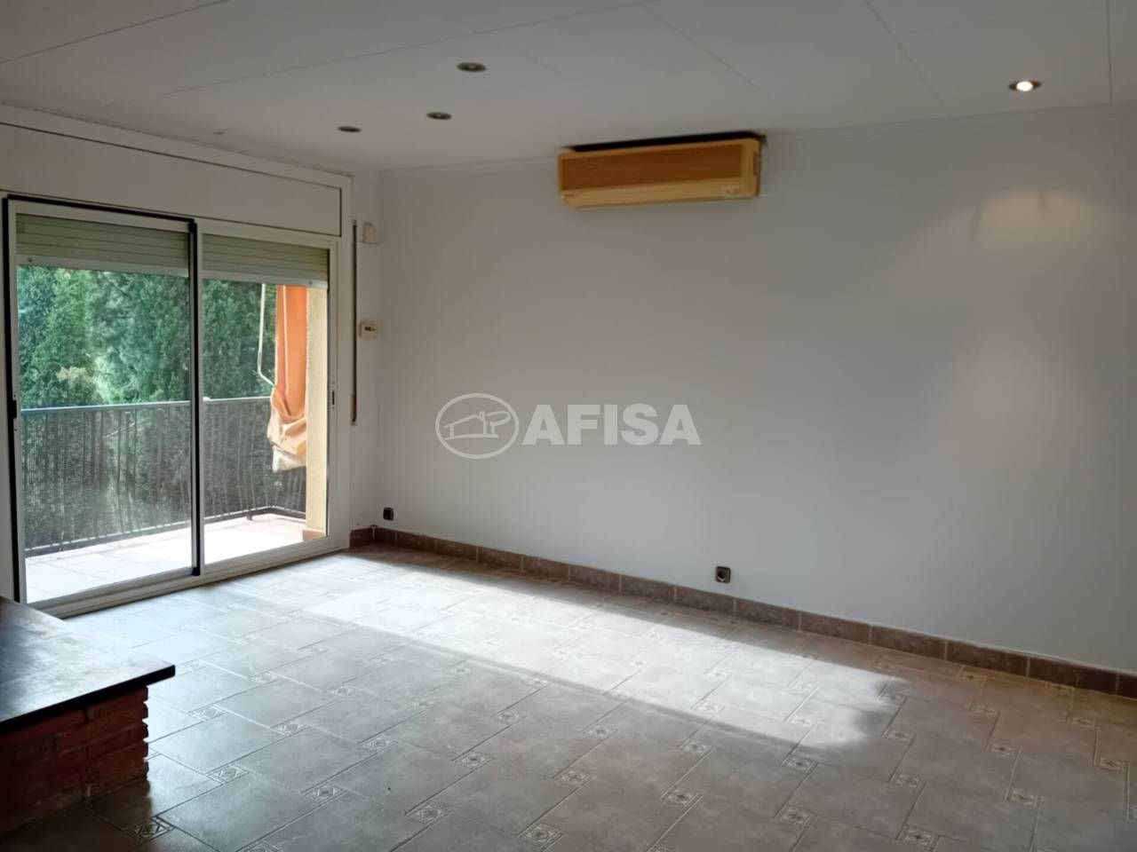 Flat for sale in Llinars del Vallès  with Heating, Furnished and Balcony
