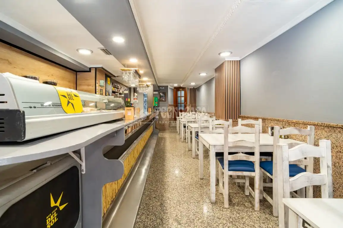 Local comercial en venda a Beiro, imagen 2