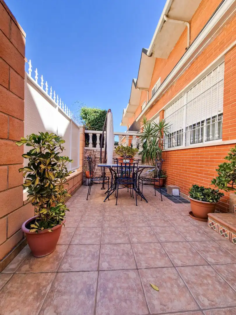 Terrace of Houses for sale in Elche / Elx  with Air Conditioner, Heating and Private garden