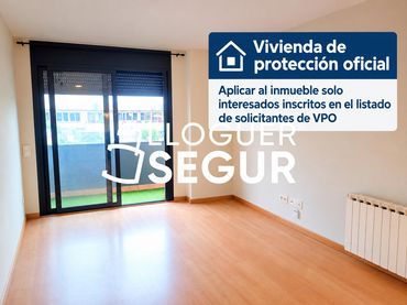 Pis amb ascensor de lloguer a Esplugues