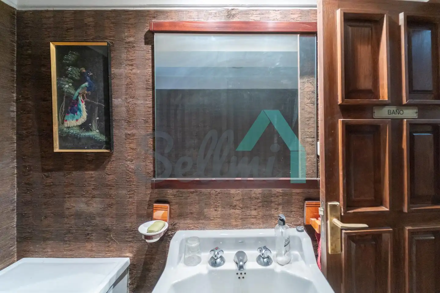Baño de Piso en venta en Oviedo  con Calefacción y Parquet